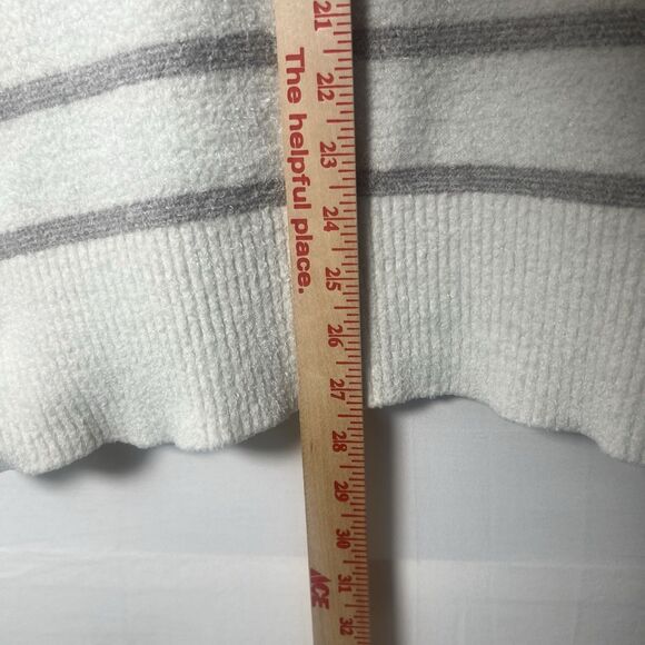 Barefoot Dreams CozyChic Lite Striped Raglan Pullover Size S White with Gray - Picture 9 of 10